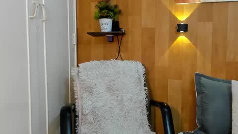 Mariana Angel online show from October 20, 7:03 pm