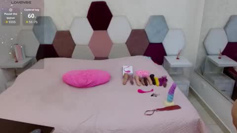 mariana online show from November 16, 3:50 pm