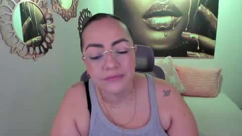 Snapshot of marianalopez81 chatting on June 30, 12:00 am Mariana Lopez online show from June 30, 12:00 am