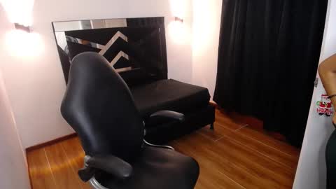 Mariana online show from December 21, 3:46 am