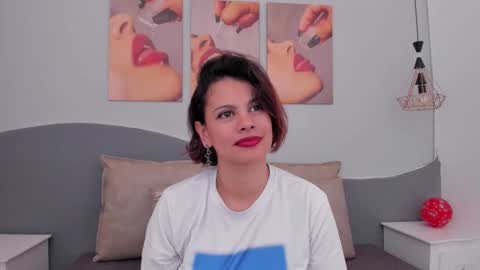 Snapshot of marianasanz chatting on March 14, 1:38 pm Mariana online show from March 14, 1:38 pm