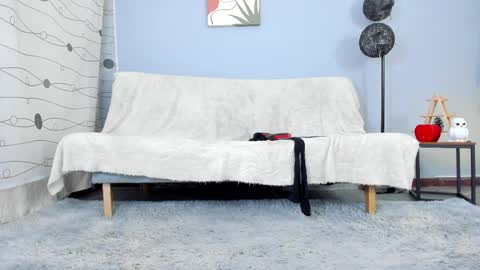 Mariana Vargas online show from April 8, 8:42 pm