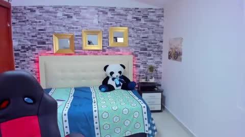 Snapshot of marianaxxx__ chatting on January 21, 12:36 am Mariana online show from January 21, 12:36 am