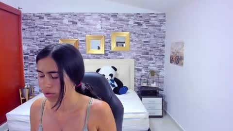 Snapshot of marianaxxx__ chatting on March 3, 7:39 pm Mariana online show from March 3, 7:39 pm