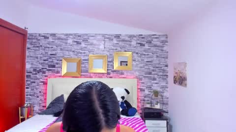 Snapshot of marianaxxx__ chatting on March 4, 11:00 pm Mariana online show from March 4, 11:00 pm