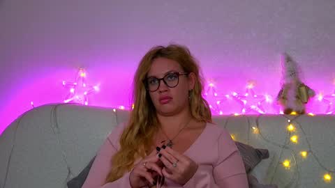 Maria online show from December 19, 10:34 am