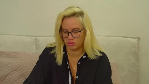 Maria online show from May 18, 6:08 am