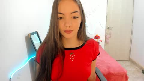 Snapshot of mariangel_3 chatting on February 13, 10:22 pm Mariangel online show from February 13, 10:22 pm