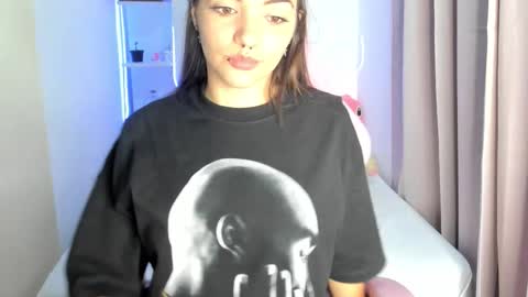 Mariangel online show from November 1, 1:07 am