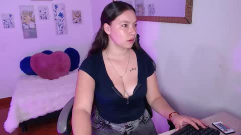 Snapshot of marianna__777 chatting on February 26, 6:56 am Mariana online show from February 26, 6:56 am