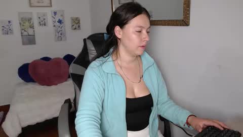 Snapshot of marianna__777 chatting on March 4, 3:34 am Mariana online show from March 4, 3:34 am