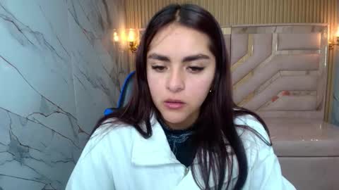 Snapshot of marianna_r_ chatting on February 22, 12:26 pm marianna_r_ online show from February 22, 12:26 pm