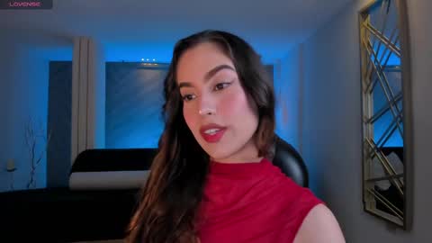 Marianne  online show from October 8, 8:17 pm