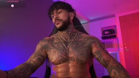 Mariano Costa online show from October 18, 2:36 am