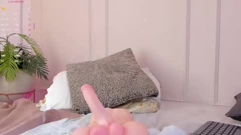 Maria Pettit online show from January 5, 5:27 pm