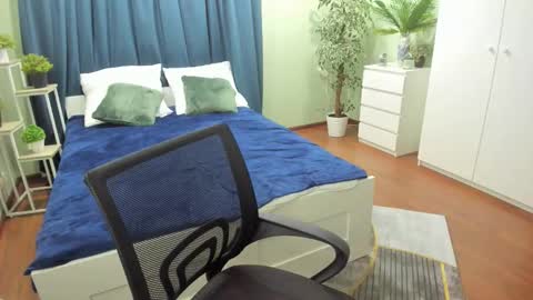 Snapshot of mariarobinsone chatting on October 12, 11:20 am mariarobinsone online show from October 12, 11:20 am