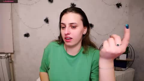 Snapshot of mariatess_ chatting on February 5, 12:54 pm Mariia online show from February 5, 12:54 pm