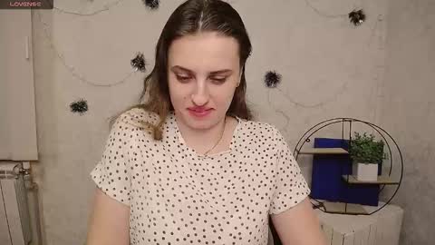 Snapshot of mariatess_ chatting on February 9, 1:37 pm Mariia online show from February 9, 1:37 pm