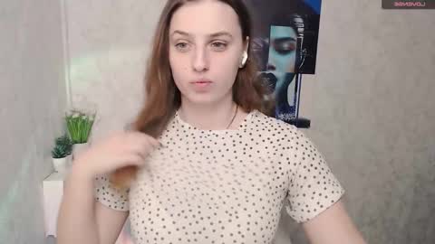 Snapshot of mariatess_ chatting on February 20, 1:22 pm Mariia online show from February 20, 1:22 pm