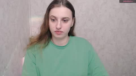 Snapshot of mariatess_ chatting on March 4, 11:38 am Mariia online show from March 4, 11:38 am