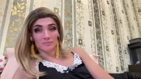 Mari online show from November 9, 10:24 am