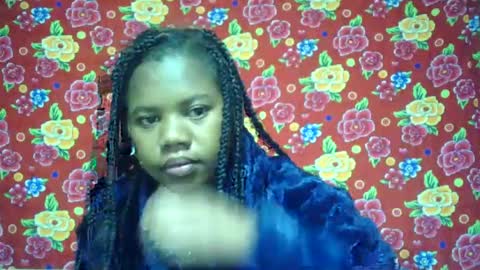 Snapshot of marie599194 chatting on July 2, 2:55 am marie599194 online show from July 2, 2:55 am