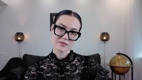 Marie Fitch online show from June 4, 2:28 am