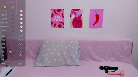 Snapshot of marie_reyess chatting on May 30, 4:53 am Marie 3 online show from May 30, 4:53 am