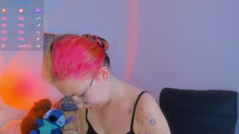 Mariee online show from May 23, 6:56 pm