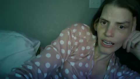 Mariejojo online show from March 28, 11:59 pm