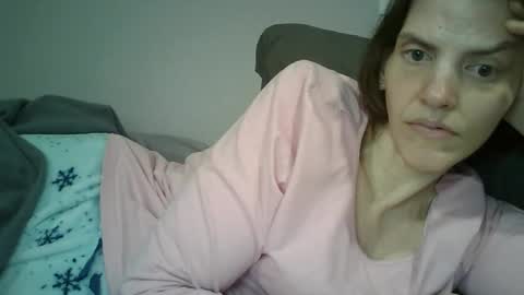 Snapshot of mariejojo chatting on May 3, 10:43 am Mariejojo online show from May 3, 10:43 am