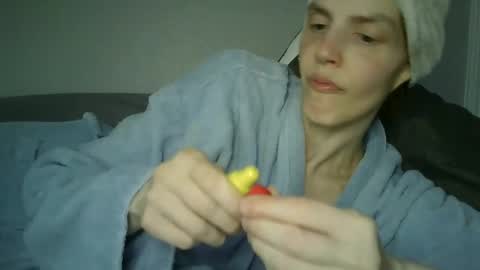 Snapshot of mariejojo chatting on May 3, 10:49 pm Mariejojo online show from May 3, 10:49 pm