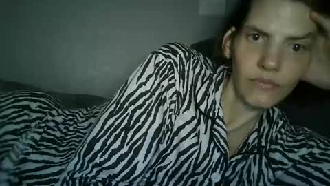 Snapshot of mariejojo chatting on May 19, 12:44 pm Mariejojo online show from May 19, 12:44 pm