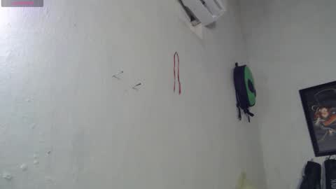 Snapshot of mariel_sins21 chatting on December 2, 10:38 pm Mariie online show from December 2, 10:38 pm