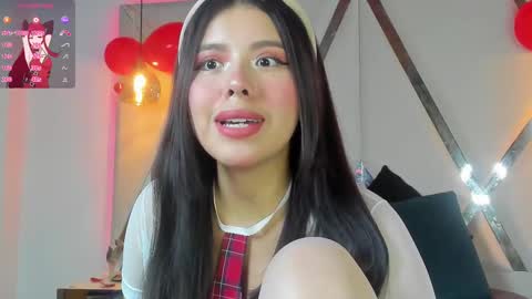 Snapshot of marielqueenx chatting on March 1, 6:24 am Viviana online show from March 1, 6:24 am