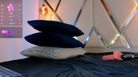 Snapshot of marielqueenx chatting on September 26, 5:44 am Viviana online show from September 26, 5:44 am