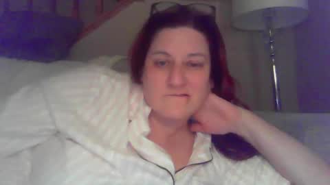 Snapshot of mariemasturbates chatting on November 5, 10:10 pm Marie online show from November 5, 10:10 pm