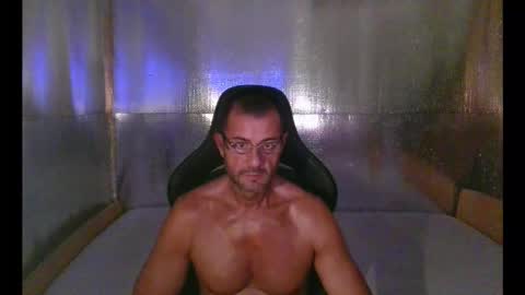 Snapshot of mariettee chatting on October 8, 8:34 am Djpegasus online show from October 8, 8:34 am