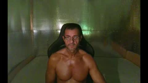 Snapshot of mariettee chatting on October 11, 9:19 am Djpegasus online show from October 11, 9:19 am