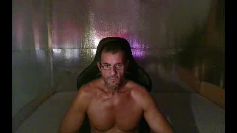 Snapshot of mariettee chatting on October 16, 12:50 pm Djpegasus online show from October 16, 12:50 pm