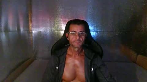 Snapshot of mariettee chatting on November 3, 12:57 am Djpegasus online show from November 3, 12:57 am