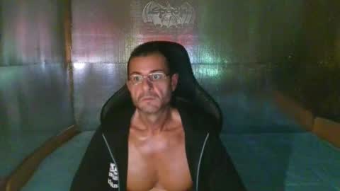 Snapshot of mariettee chatting on November 19, 8:47 am Djpegasus online show from November 19, 8:47 am