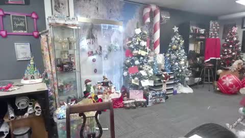 Snapshot of mariewaters chatting on December 16, 4:38 pm Marie Ann Waters online show from December 16, 4:38 pm
