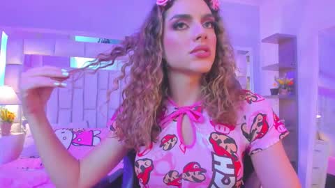 mariiahneedles online show from March 20, 3:11 am