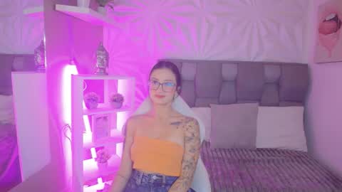 Maryyy online show from March 21, 3:59 pm