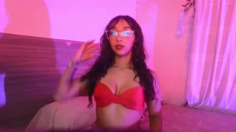 Luna Dulk online show from July 21, 8:49 am