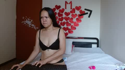 Snapshot of marilynbeautifullyhairy chatting on January 30, 12:27 pm marilyn online show from January 30, 12:27 pm