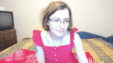 Marilyn online show from December 4, 9:02 pm