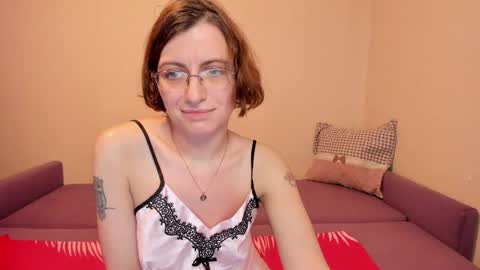 Marilyn online show from September 10, 9:59 pm