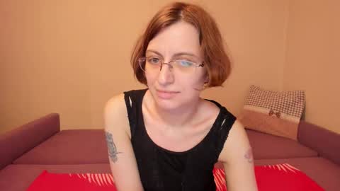 Marilyn online show from March 31, 4:18 pm